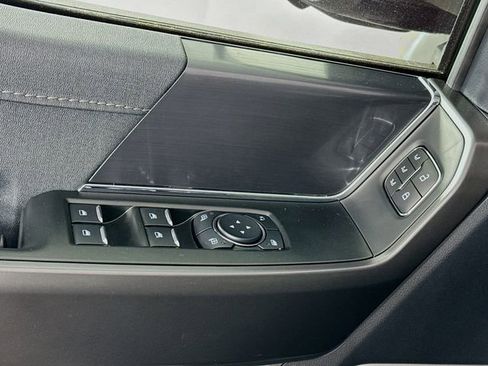 New 2025 Ford F150 Lariat w/ Equipment Group 501A Mid image 18