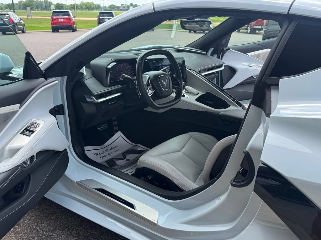 Used 2022 Chevrolet Corvette Stingray Preferred Cpe w/ Battery Protection Package RWD image 20