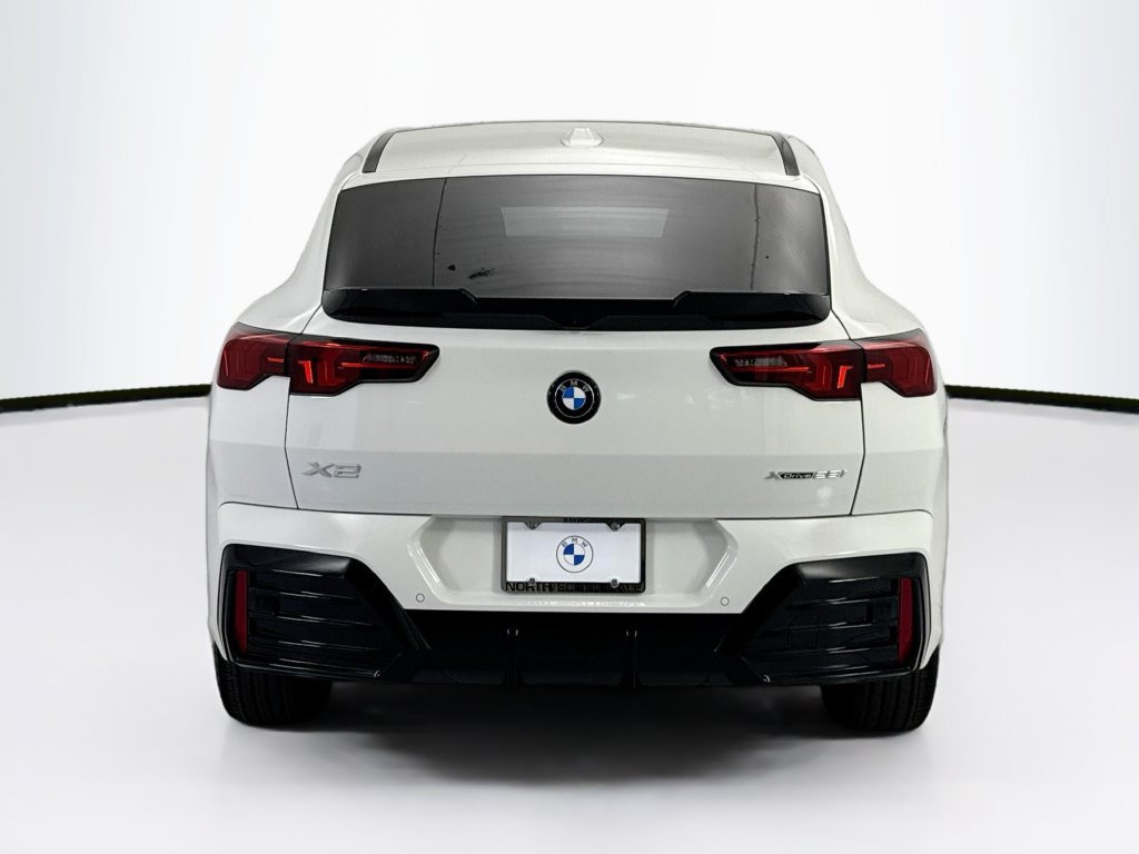 Certified 2026 BMW X2 xDrive28i w/ Technology Package AWD/4WD image 6