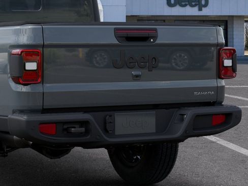 New 2026 Jeep Gladiator Sport AWD/4WD image 13