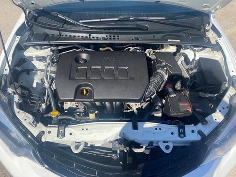 Used 2016 Toyota Corolla S image 23