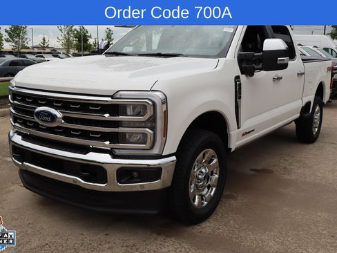 Certified 2026 Ford F250 King Ranch w/ Chrome Package AWD/4WD image 8