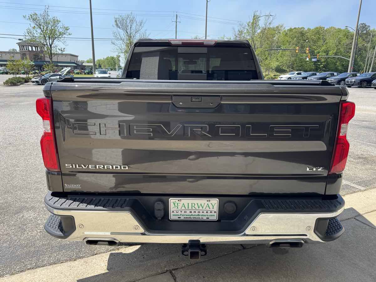 Used 2021 Chevrolet Silverado 1500 LTZ w/ LTZ Convenience Package II AWD/4WD image 44