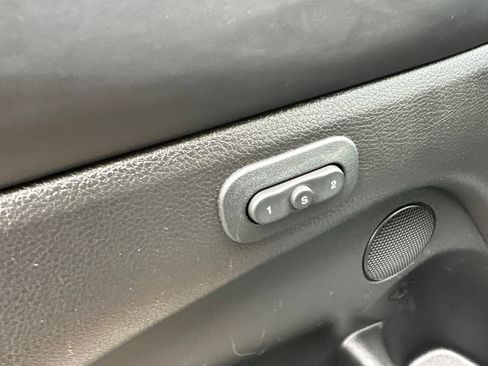 Used 2021 Jeep Grand Cherokee High Altitude AWD/4WD image 19