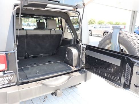 Used 2008 Jeep Wrangler Unlimited X AWD/4WD image 8