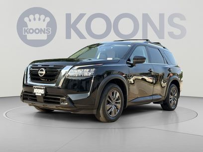 Used 2022 Nissan Pathfinder SV
