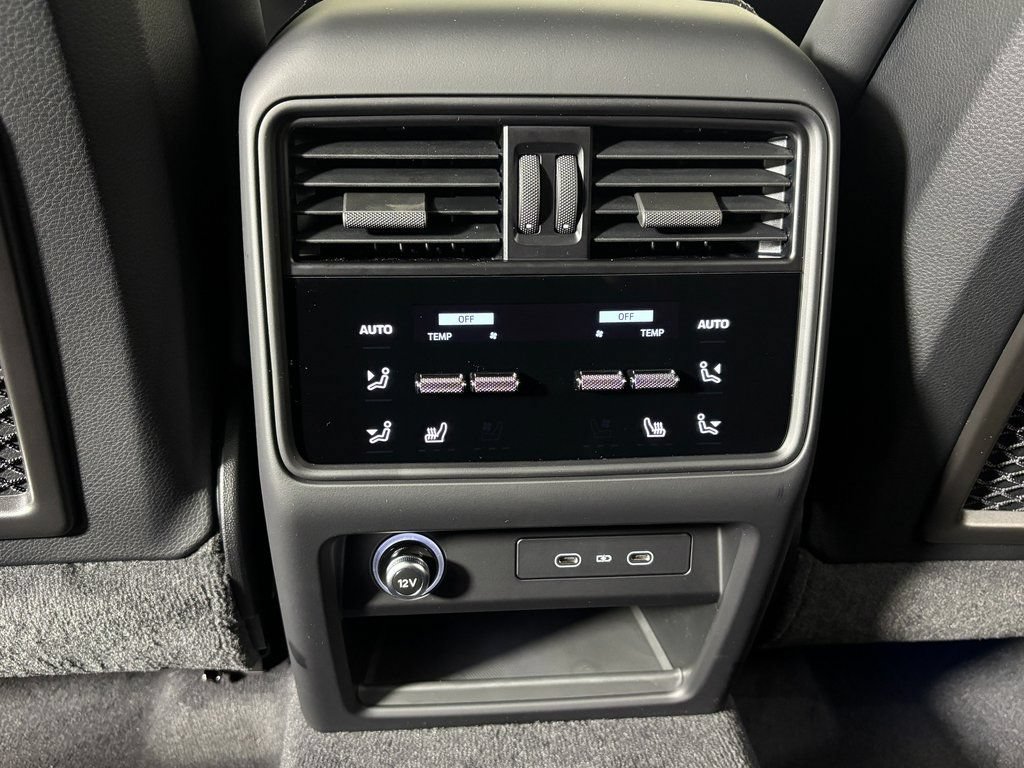 Certified 2026 Porsche Cayenne S AWD/4WD image 38