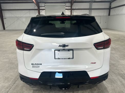 Used 2023 Chevrolet Blazer RS w/ Enhanced Convenience Package image 4