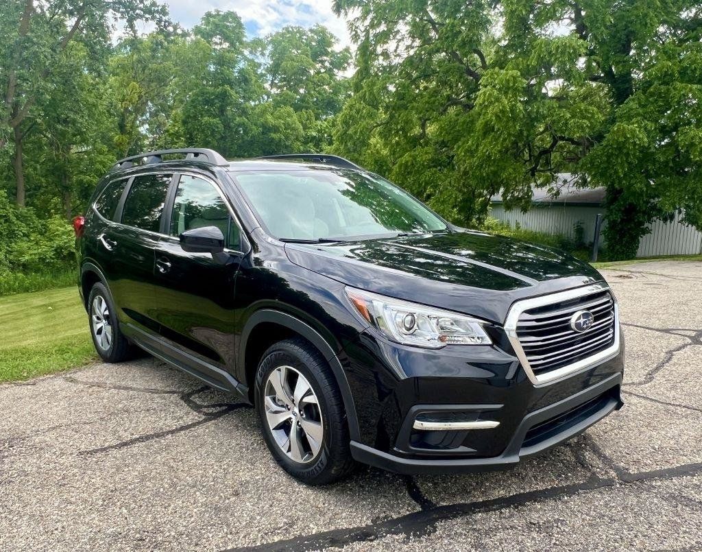 Used 2019 Subaru Ascent Premium AWD/4WD image 2