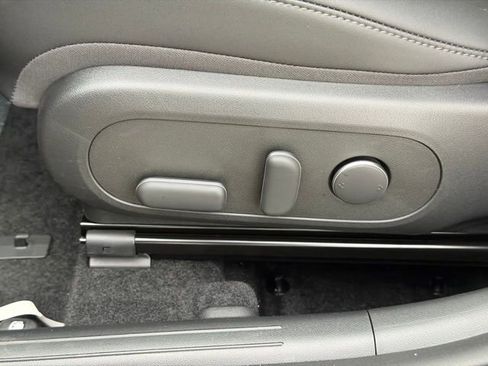 New 2026 Hyundai Kona SEL Premium image 22