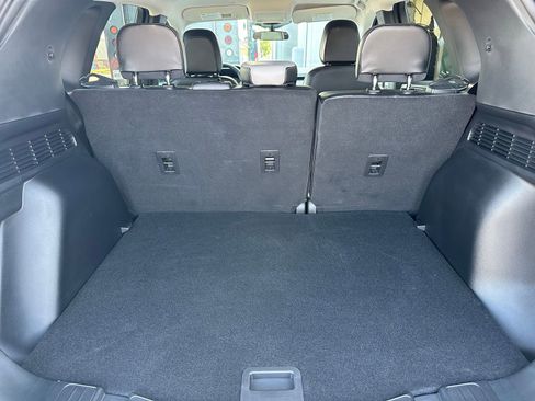 Used 2025 Ford Escape Base image 29