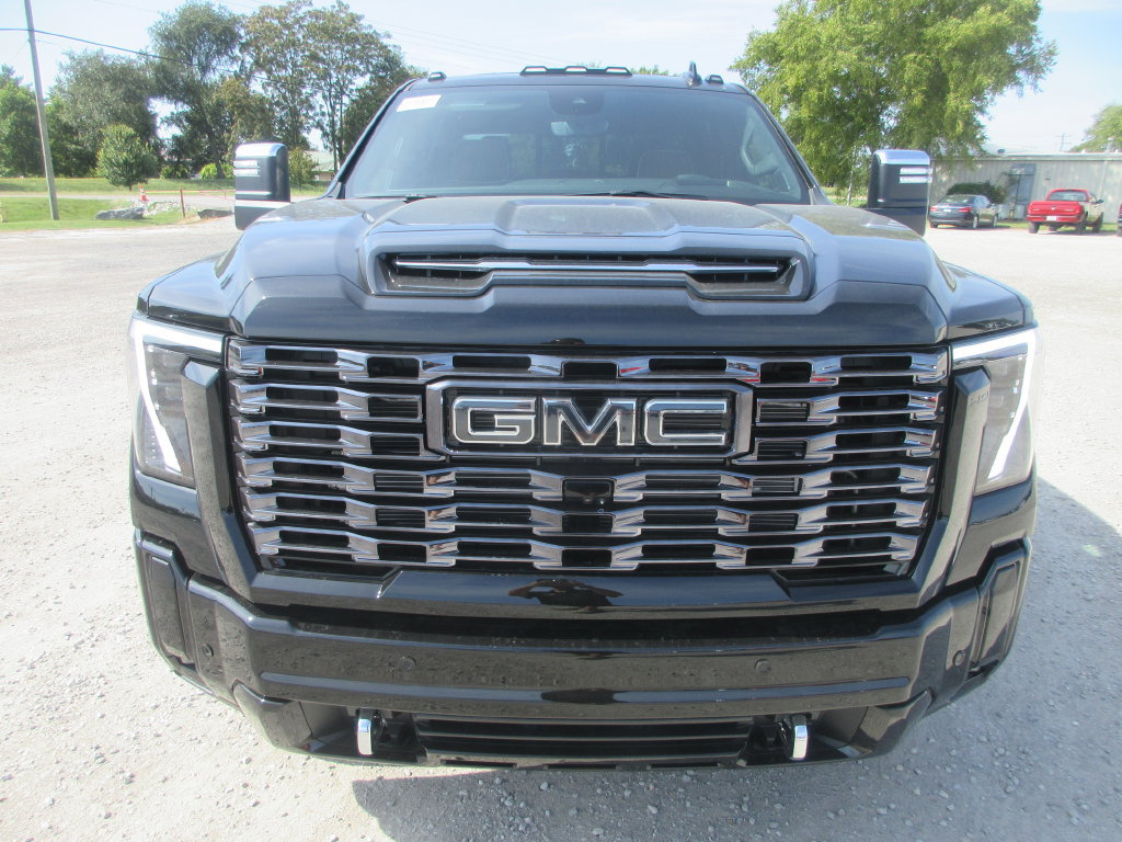 New 2026 GMC Sierra 3500 Denali Ultimate AWD/4WD image 12