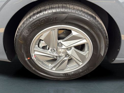 New 2026 Hyundai Elantra SE w/ Cargo Package FWD image 33