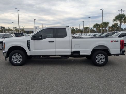 New 2025 Ford F350 XLT w/ FX4 Off-Road Package image 7
