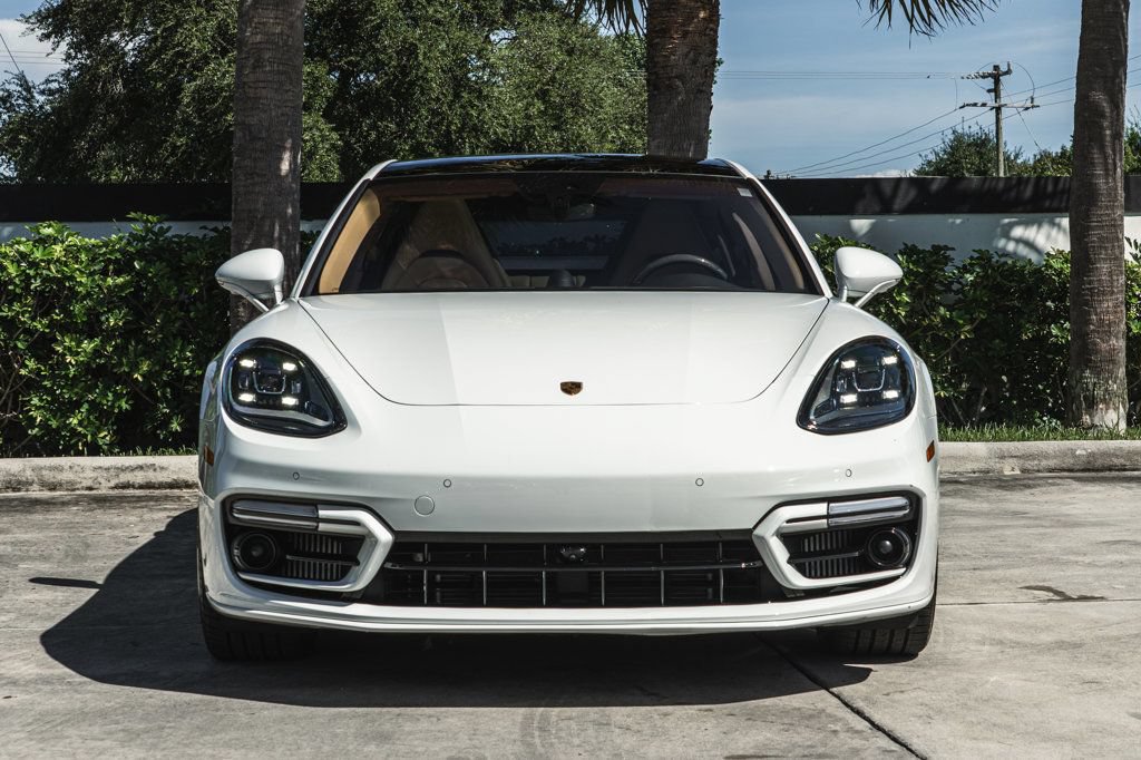Used 2023 Porsche Panamera image 12