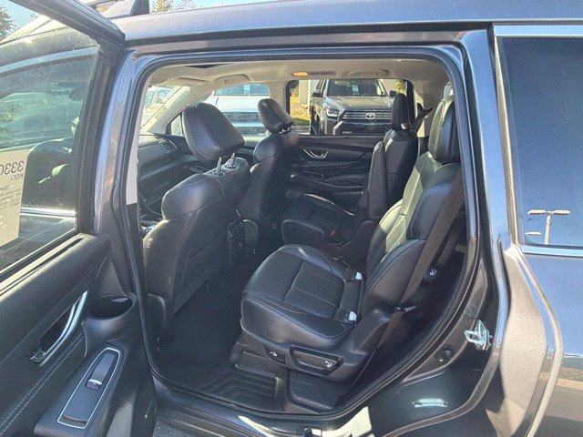 Used 2024 Subaru Ascent Limited w/ Technology Package AWD/4WD image 12