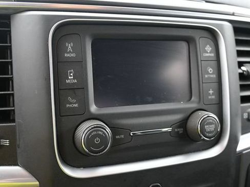 Used 2024 RAM 1500 Warlock AWD/4WD image 25