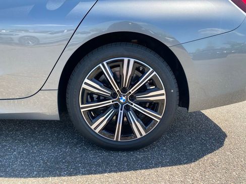 New 2026 BMW 330i xDrive Sedan w/ Convenience Package AWD/4WD image 5