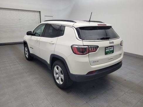 Used 2019 Jeep Compass Latitude w/ Cold Weather Group AWD/4WD image 5