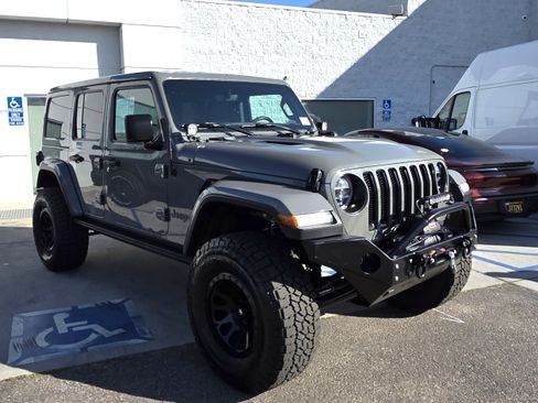 Used 2018 Jeep Wrangler Moab w/ Quick Order Package 24M Moab image 6