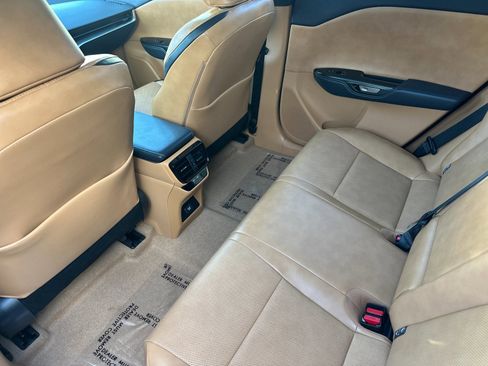 Used 2023 Lexus RZ 450e Premium image 12