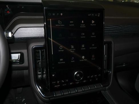 New 2026 GMC Yukon XL AT4 Ultimate AWD/4WD image 18