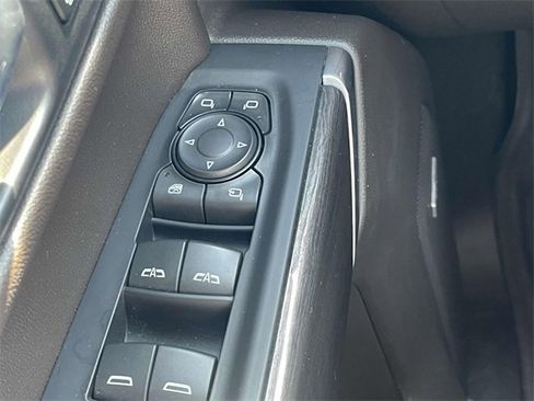 Used 2021 Chevrolet Silverado 1500 LTZ w/ LTZ Premium Package image 25
