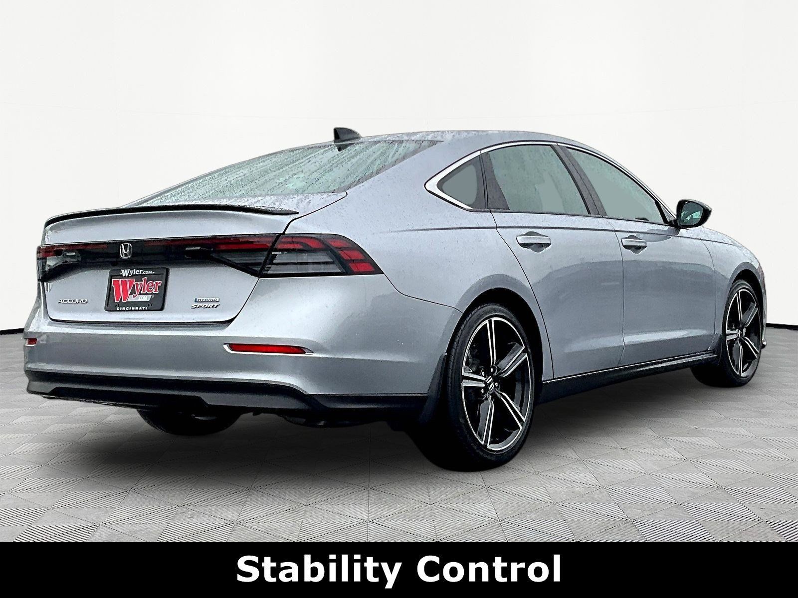 Used 2023 Honda Accord Sport image 6