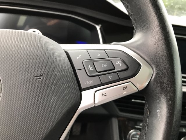 Used 2024 Volkswagen Jetta SE FWD image 7