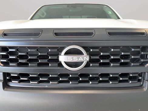 Used 2026 Nissan Frontier S AWD/4WD image 25
