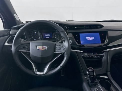 New 2025 Cadillac XT6 Sport w/ Technology Package image 17