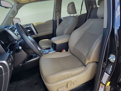 Used 2018 Toyota 4Runner Limited image 12