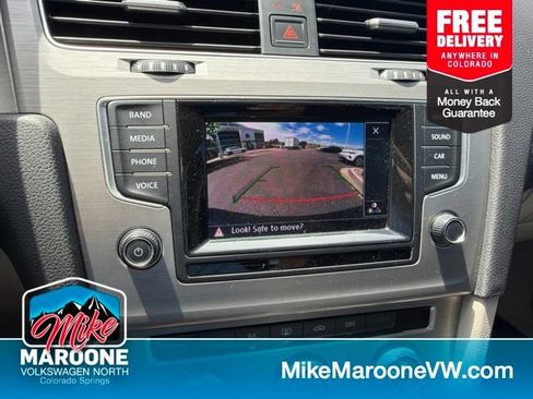 Used 2015 Volkswagen Golf TDI S FWD image 20
