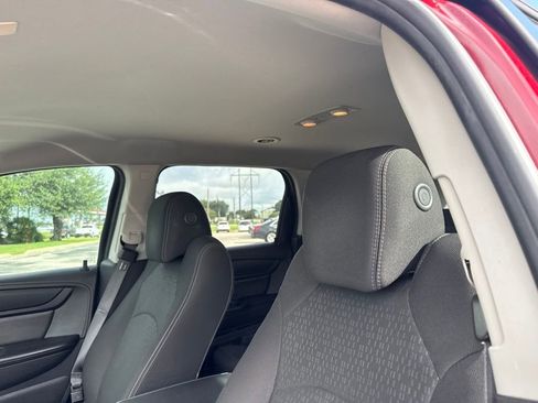 Used 2016 GMC Acadia SLE FWD image 8
