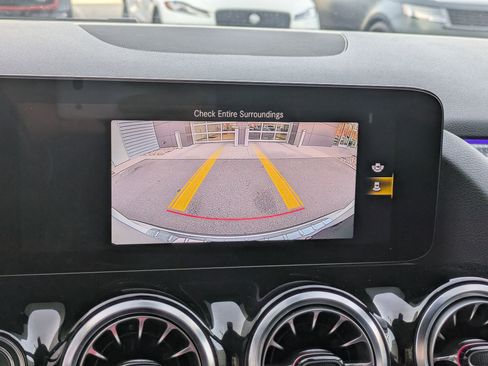 Certified 2023 Mercedes-Benz GLA 250 4MATIC image 21