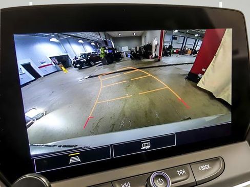 Used 2023 Chevrolet Blazer LT w/ Convenience Package AWD/4WD image 17
