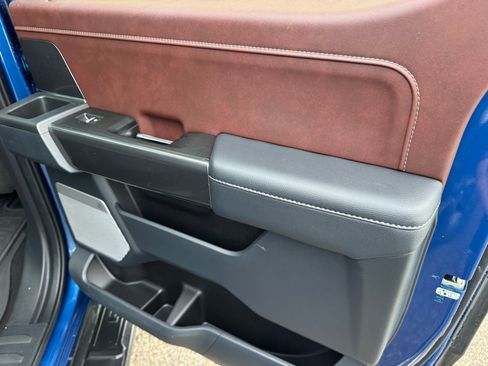 Used 2022 Ford F150 Lariat w/ Equipment Group 502A High image 36