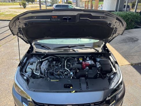 Used 2025 Nissan Sentra SV FWD image 30