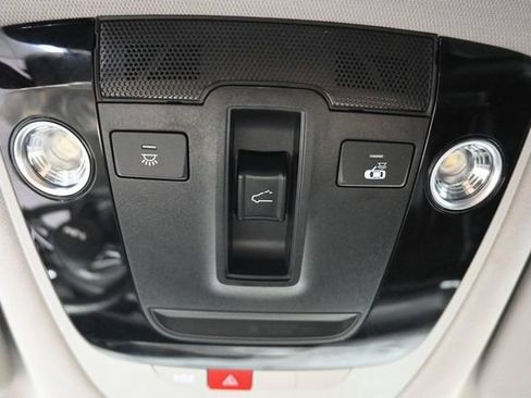 Used 2024 Kia Seltos EX AWD/4WD image 23