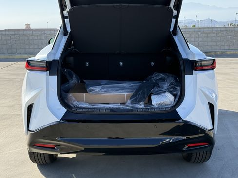 New 2026 Lexus RZ 350e 2WD image 12