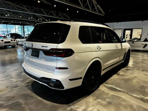 Used 2023 BMW X7 xDrive40i w/ M Sport Package AWD/4WD image 5