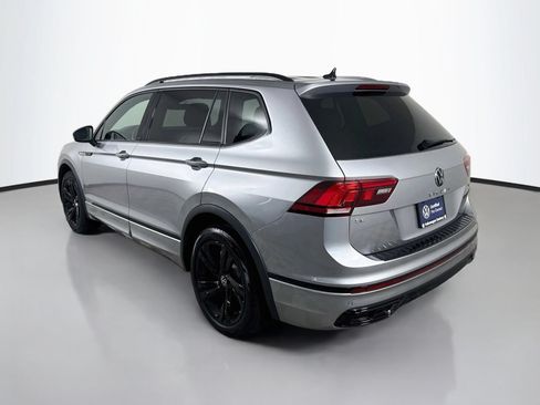 Certified 2024 Volkswagen Tiguan SE R-Line AWD/4WD image 3