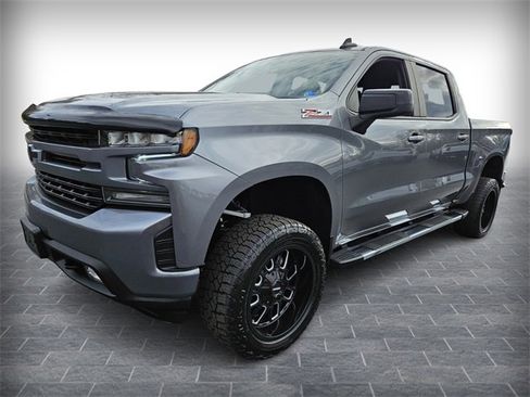 Used 2021 Chevrolet Silverado 1500 RST image 3