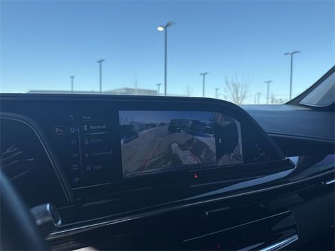 Used 2024 Cadillac Escalade Sport w/ LPO, ONYX Package image 17