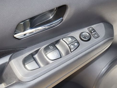 Used 2023 Nissan Kicks SV w/ Exterior Package FWD image 20