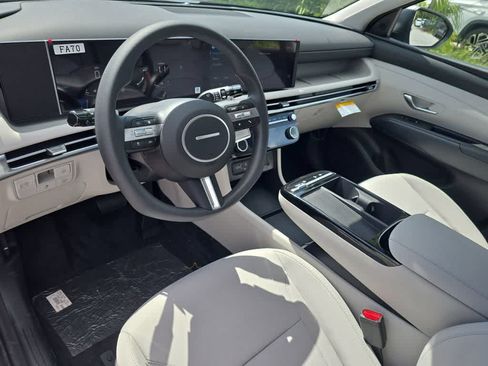 New 2026 Hyundai Tucson Blue SE FWD image 15