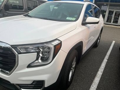 Used 2023 GMC Terrain SLE w/ Driver Convenience Package