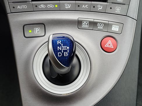 Used 2013 Toyota Prius Two image 29