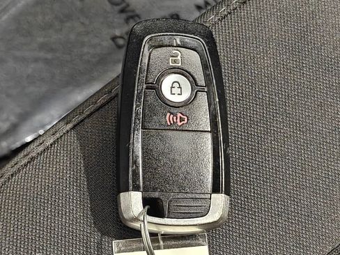 Used 2021 Ford EcoSport SE w/ SE Convenience Package FWD image 13
