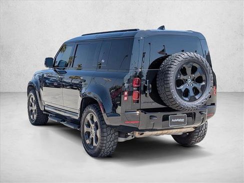 Used 2023 Land Rover Defender 110 X-Dynamic SE AWD/4WD image 8